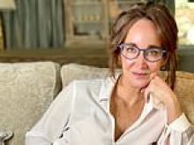 Why you may need a 21-day detox from your mother: Top therapist reveals why you should give your mum space for three weeks... and how it could solve your problems with weight, food and relationships