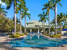 Couple's stay at Miami spa hotel turns into nightmare after finding man under bed in middle of night