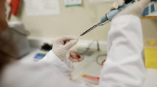 Globalna pomoć za AIDS, malariju i tuberkulozu pala: Strahuju od vala novih zaraza!