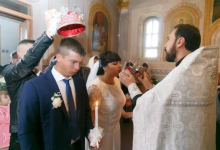 Šok na svadbi u Zrenjaninu! Mladoženja krenuo da seče tortu, a onda je iza restorana ugledao trudnu mladu: Kad je prišao kolima, presekao se