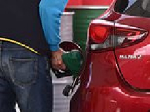 Petrol cars should pay double for 'the cost of their pollution', electric vehicle advocates say