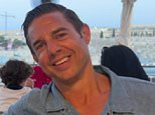 Putney Pusher suspect's family blame Met probe for his death: Relatives say millionaire banker took his own life after 'months of immense pressure' - and police knew he was innocent