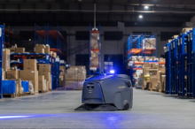 Kaj pomaga robotska linija, če se zatakne pri prahu in ostružkih?