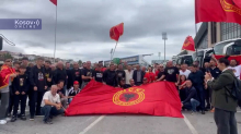 ČETIRI ZAHTEVA SA PROTESTA U PRIŠTINI: Od Kurtija traže smenu ministarke pravde i najbolje stručnjake za odbranu vođa zločinačke OVK u Hagu