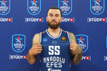Džejms potpisao za Barselonu, pa otišao u Efes: 
