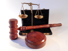 OpenAI s sistemom Astra for Law vstopa v pravosodje