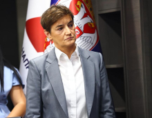 ANA BRNABIĆ OŠTRO ODGOVORILA SIMIĆU! Obratili ste nam se više puta, i ponavljate da jasnije ne može biti - Da ćete nas jahati, šišati juriti, od juče i silovati