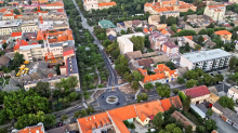 U JEDAN OD NAJLEPŠIH GRADOVA SRBIJE NAJVIŠE SE DOSELJAVAJU IZ BEOGRADA I NOVOG SADA! A kako i ne bi: Kvadrat startuje od 900 i ne prelazi 1.800 za novogradnju!