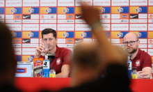 Lewandowski se na presici pred BiH uhvatio za glavu: 'U šoku sam. Ozbiljno? U šoku sam, to je zastrašujuće'