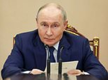 The three things stirring on Russia's border that make me believe Putin is on the brink of a catastrophic move: MARK ALMOND