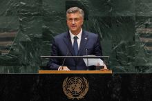 SKANDAL ZA GOVORNICOM UN! Plenković usred govora prvo napao pa onda i otvoreno zapretio Srbiji blokiranjem evropskog puta