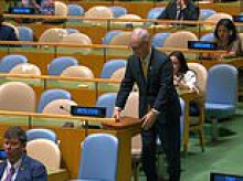US delegation walks out as Iranian president tells UN country has been 'victim of terrorism' and 'cannot be made to surrender'