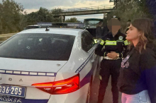 BLOKADERKA NIKOLINA SINĐELIĆ UHAPŠENA ZBOG DROGE! Kesicu s marihuanom krila u donjem vešu (FOTO/VIDEO)