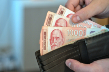 Za ovu grupu građana nema roka za podizanje 6.000 dinara: Isplate traju još dva samo dva dana