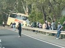 Emergency as tour bus is involved in multi-vehicle crash: Fears of mass injuries and fatality