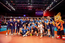 Slovenski odbojkarji prek Belgijcev v polfinale! Tam presenetljivo tudi Finci.