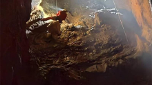 FOTO Izvukli 15 bombi iz jame na Braču: 'Trebala su nam četiri dana, cijele dane smo bili dolje'