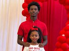 Incredibly selfless act from big brother saves the life of adorable little nine-year-old girl