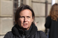 DUGOGODIŠNJA FUNKCIONERKA OD UKP-a POBEGLA NA BLOKADERSKU LISTU! Sumnjive nabavke pod lupom policije, ostala i bez fotelje, pa postala 