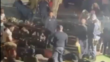 ODJEKUJU PUCNjI, LjUDI VRIŠTE I PANIČNO BEŽE: Pojavili se prvi snimci sa mesta zločina u Južnoj Africi (VIDEO)