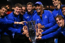 Laverjev pokal še šestič evropskim tenisačem, zadnje točke zagotovil Zverev