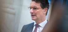AfD: Hendrik Wüst hält Aufstieg für umkehrbar und mahnt etablierte Parteien