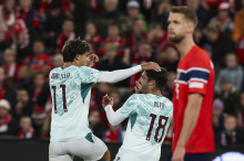 Portugalci po veliki napaki Nylanda do zmage v Oslu; Grki šokirali Kloppov elf
