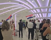 Zbog srpske i hrvatske zastave na svadbi u Travniku gore mreže! Podigla se bura zbog ovih svatova VIDEO