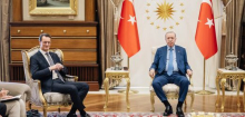 NRW-Ministerpräsident in der Türkei: Und dann sitzt Wüst auf einmal bei Erdoğan