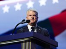 Cringe moment vulnerable Republican candidate confronted by reporter
