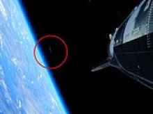 Mysterious 'UFO' spotted on SpaceX livestream sparks wild alien theories: 'Looks like a mothership'