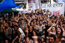 87-letna Maricarmen Abascal se lahko po prisilni izselitvi vrne domov. Vlada napoveduje ukrepe.