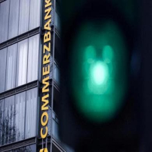 Unicredit, Orcel accelera su Commerz: pronto a prendere il controllo già a gennaio