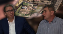 VUČIĆA UGOSTIO DRUG IZ VOJSKE U RUDNOJ GLAVI Otvorili stare albume, pa se prisetili dana koje su zajedno proveli u kasarni! Ovaj događaj je sve nasmejao (FOTO)