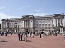 Buckingham Palace staff are given alcohol awareness course to teach them how to deal with colleagues who are under the influence