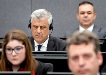 Tirana štiri nekdanje voditelje OVK-ja, obsojene vojnih zločinov, razglasila za častne meščane