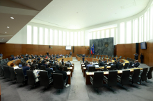Predlogu zakona o javnem skladu za napredno zdravljenje redkih bolezni se napoveduje podpora