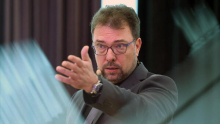 Najdražje tveganje za slovenska podjetja? Čakanje, da se stabilnost vrne