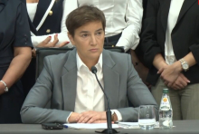 SRAMOTNO, BOLESNO, STRAŠNO! Nakon Vučića, blokaderi VREĐAJU I OMALOVAŽAVAJU Anu Brnabić i njenog maloletnog sina KAKVE GADOSTI IZGOVARAJU (VIDEO)