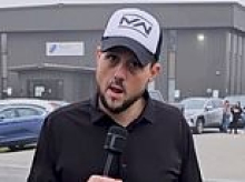 Madman in Jeep filmed trying to RUN OVER journalist from conservative outlet moments after confronting him