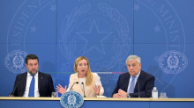 Tensione tra premier e Salvini prima dell’ok allo scostamento. Ma la difesa perde 8 miliardi