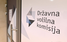 Na referendumski dan 2984 volišč, zavrnitveni kvorum postavljen pri 339.706 glasovih