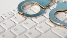 Policija razbila skupino KillSec. Domnevni vodja ima 16 let