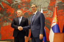 ROBERT FICO ZBOG ALEKSANDRA VUČIĆA DOLAZI NA SNS SKUP U ARENI 