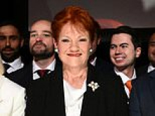 Pauline Hanson's big Victorian pitch for One Nation with MAGA hats and crime crackdown promise - as police face off with protesters