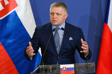 LEKAR NIJE DOZVOLIO ROBERTU FICU DA DOPUTUJE U BEOGRAD Evo šta je poručio premijer Slovačke: Nastavite putem napretka, nastavite snažno! Do pobede, Aleksandre