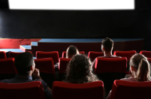 Film Među nama večeras na FEST-u: Priča o dvoje mladih umetnika čija se ljubav raspada