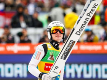 Domen Prevc v finalu Klingenthala z devetega mesta tik pod vrh