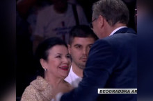 BLOKADERI NAPADAJU SNEŽANU SAVIĆ! Njihova politika mržnje je zastrašujuća - koriste njen hit, a sad besramno udaraju na nju jer podržava Vučića