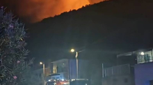 Teška noć za vatrogasce iz Metkovića i okolice: Vjetar širi vatru, ali kuće su sigurne